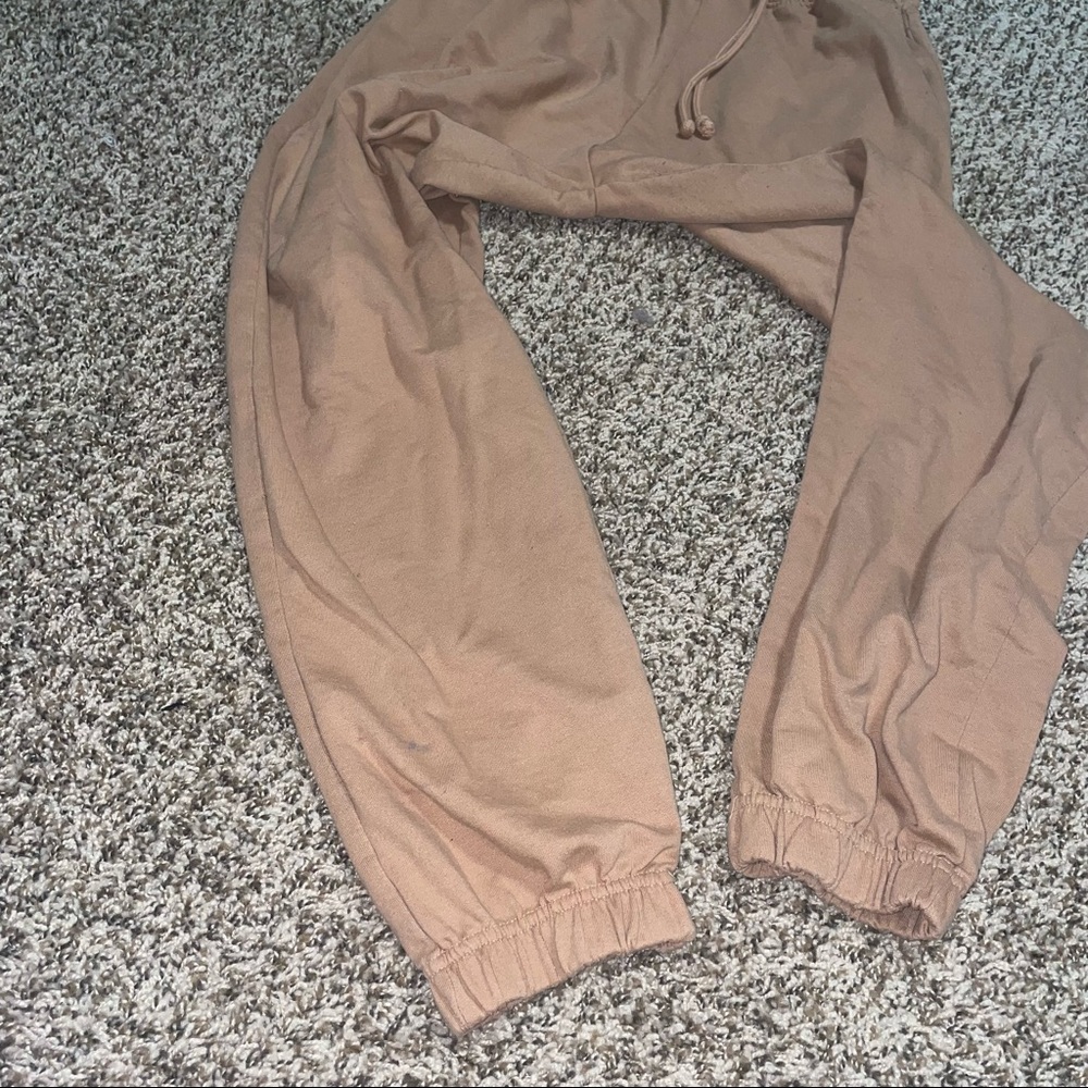 Joggers - Picture 3 of 6
